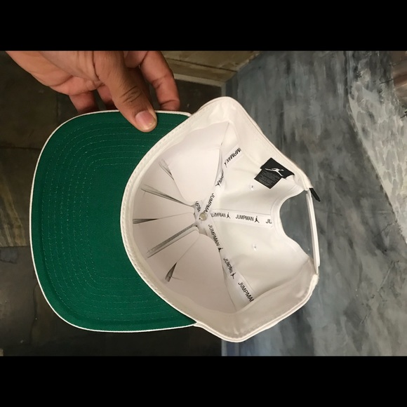 Air Jordan Gatorade SnapBack “Like Mike” - Picture 3 of 4